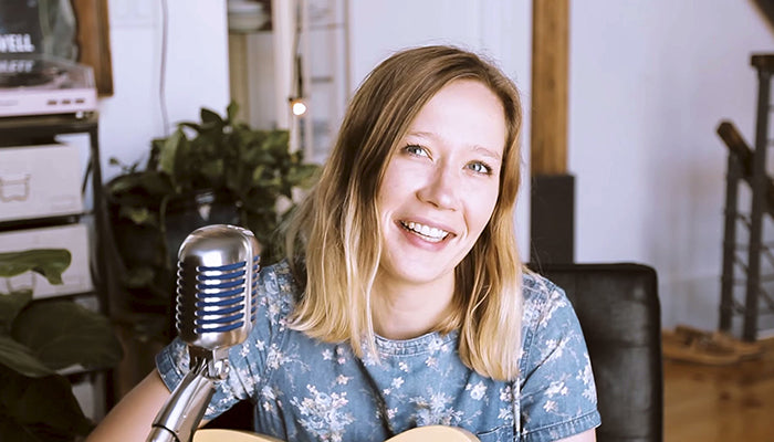 JuliaJacklin700x400.jpg