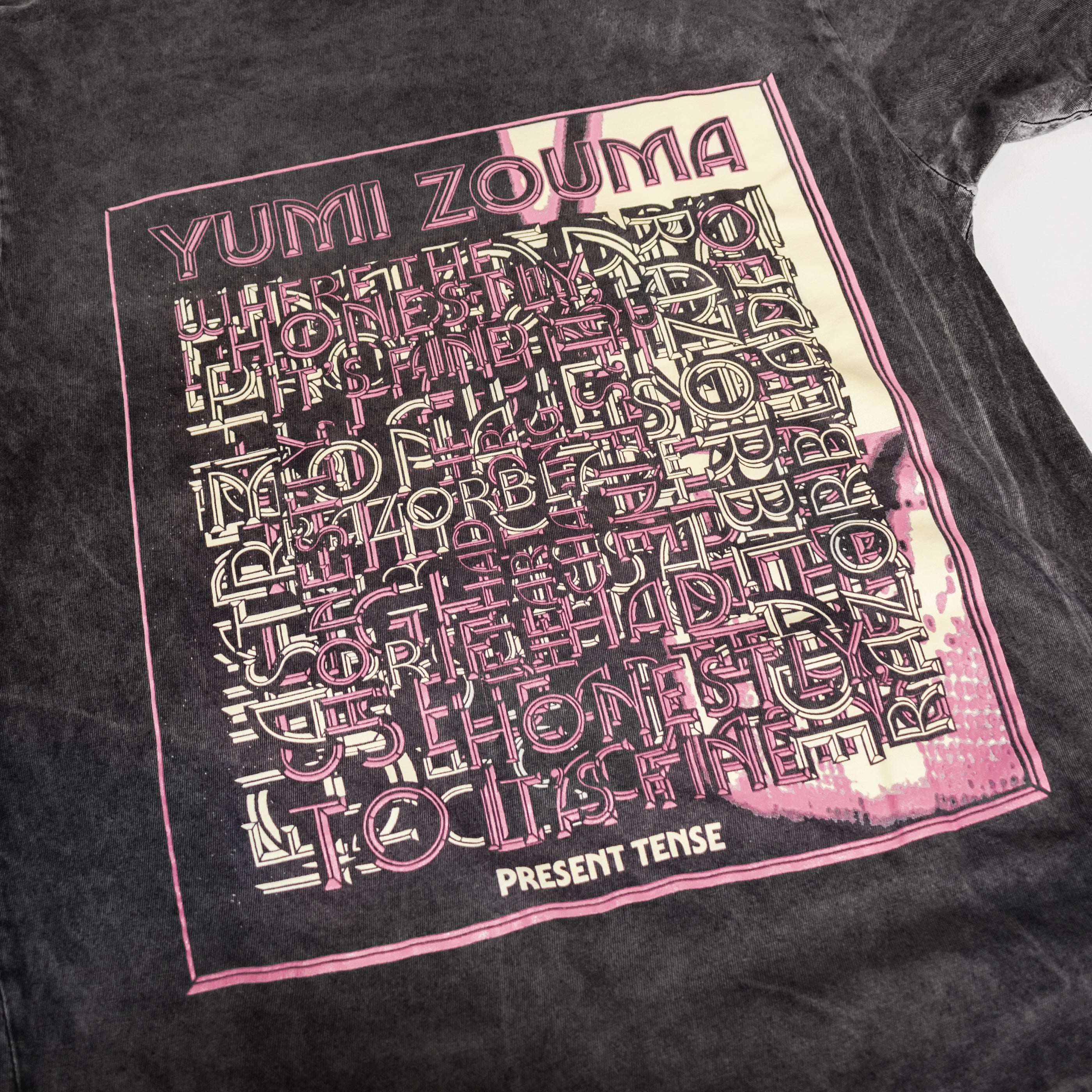 Yumi Zouma - Present Tense T-Shirt