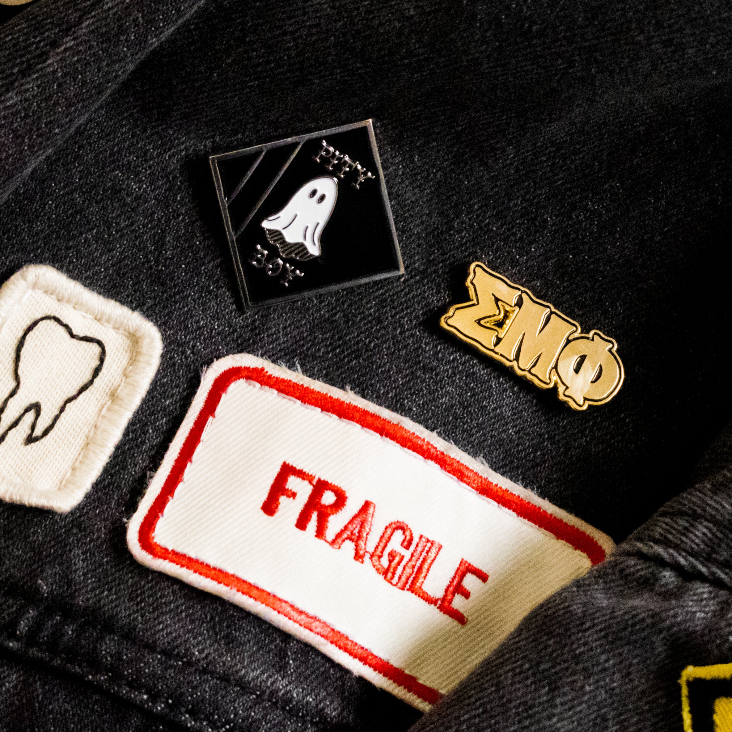 Tremolo Attire Co. - Pledge ΣΜΦ Enamel Pin (Black)